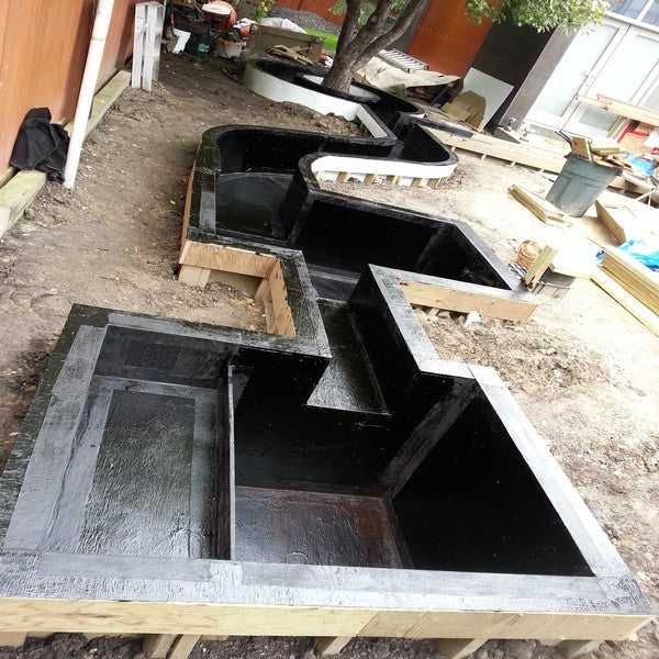 Liquid Rubber NeoPond Sealant - Pond Leak Repair