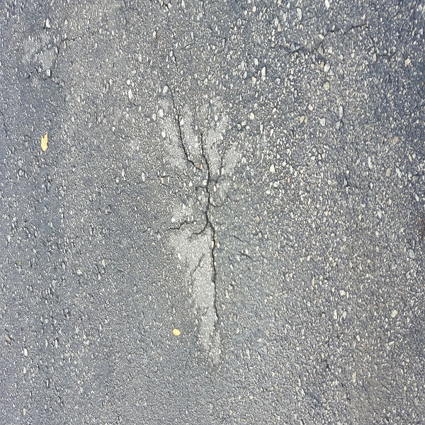 Liquid Rubber Driveway Restore Sealer